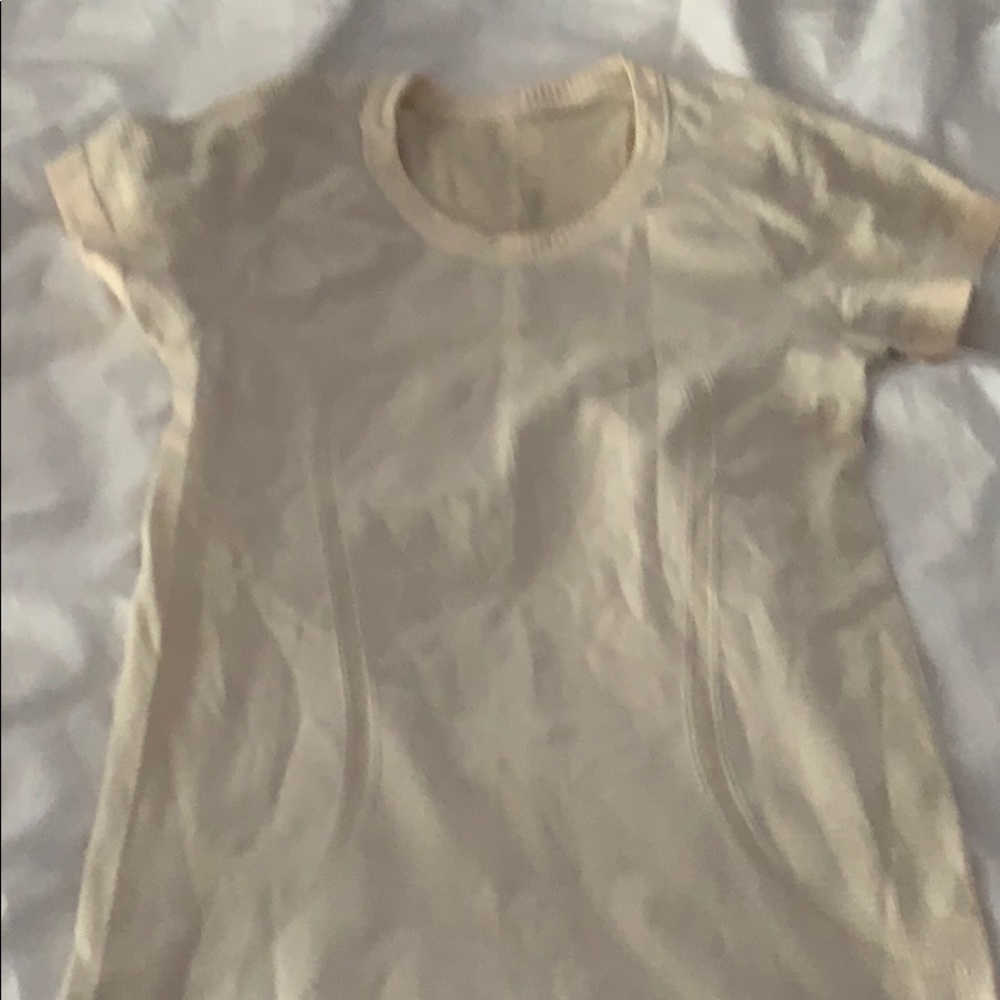 Lululemon swiftly tech short sleeve crew